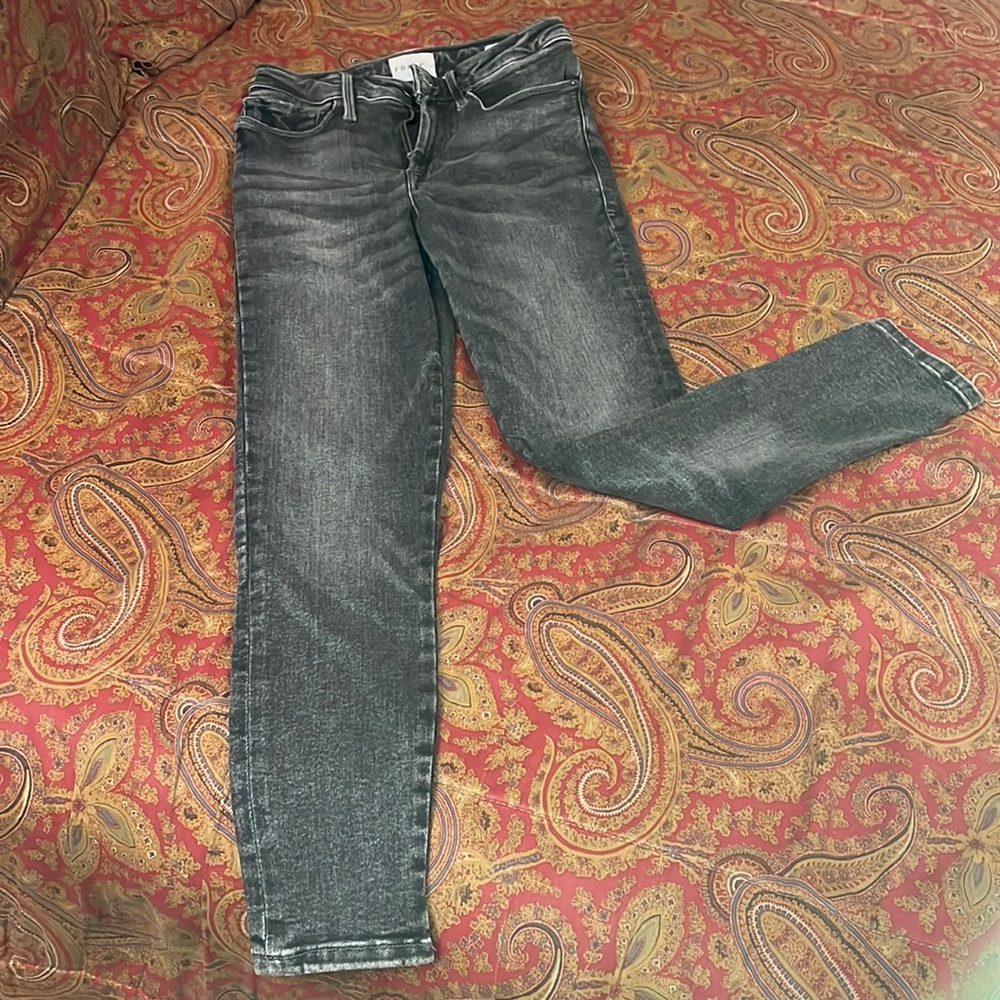 Frame Le One Skinny Jeans